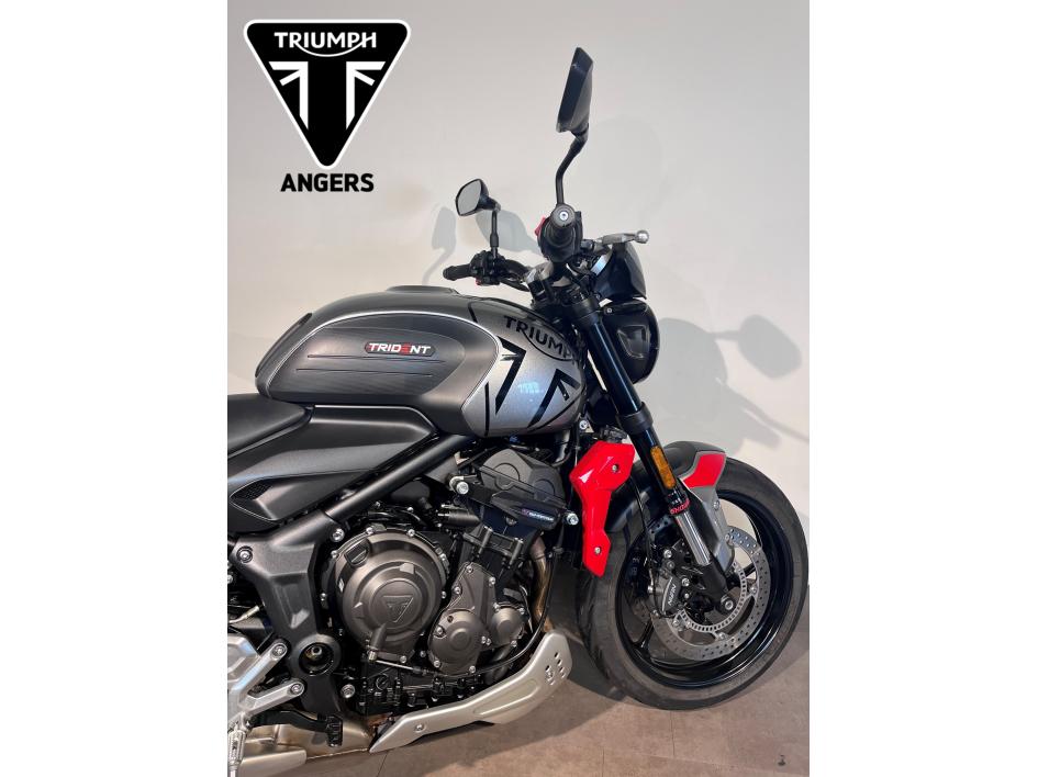 TRIUMPH TRIDENT 660 A2 