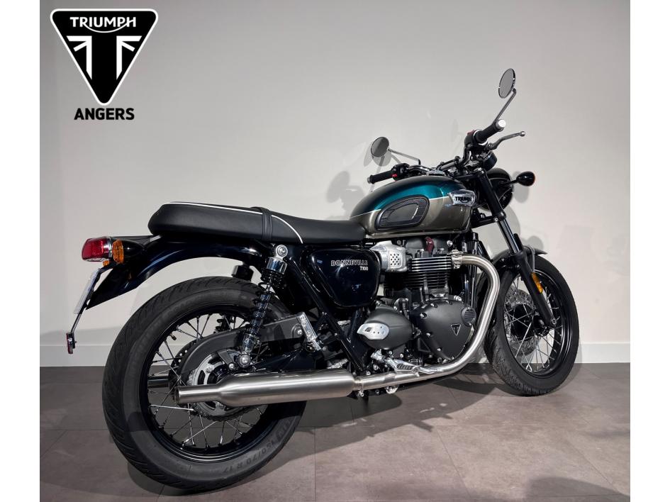TRIUMPH BONNEVILLE T100