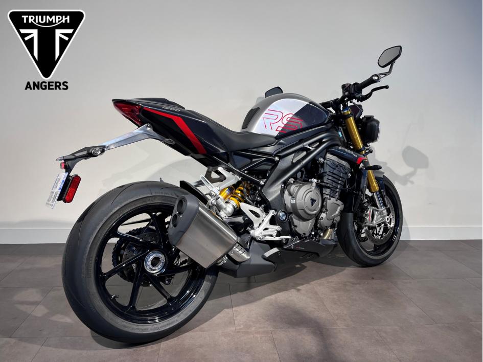 TRIUMPH SPEED TRIPLE 1200 RS