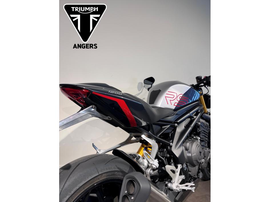 TRIUMPH SPEED TRIPLE 1200 RS