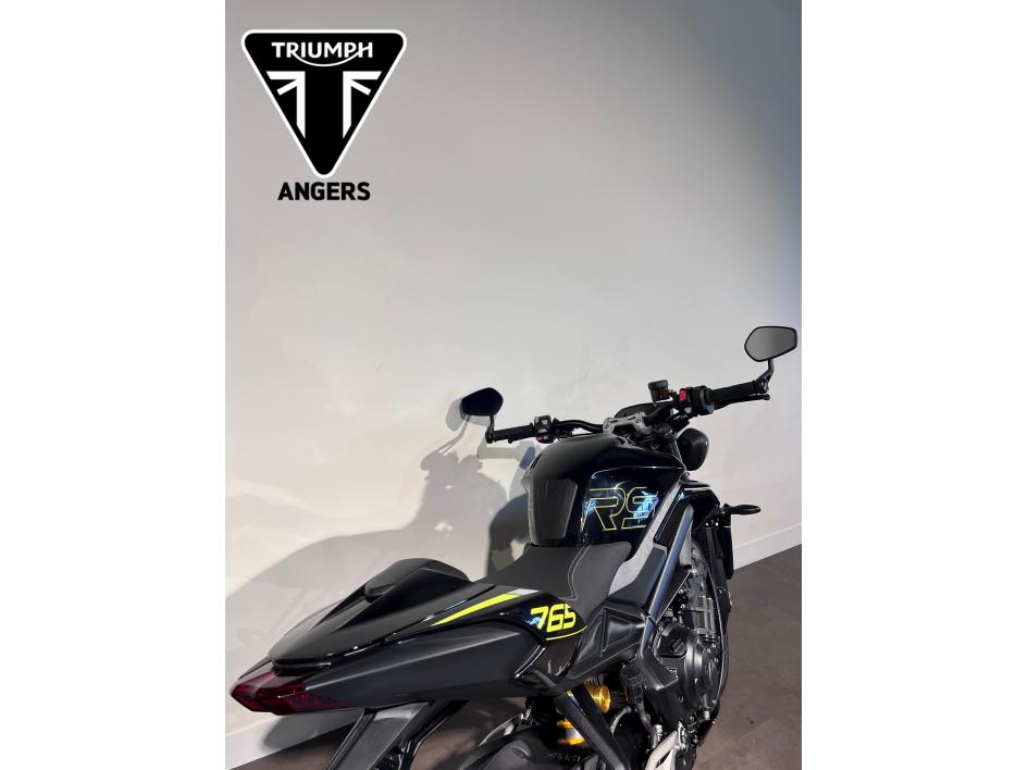 TRIUMPH STREET TRIPLE 765 RS