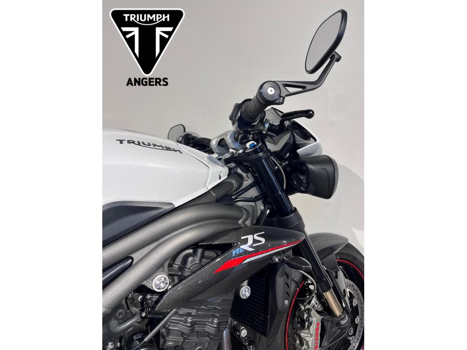 TRIUMPH SPEED TRIPLE 1050 RS